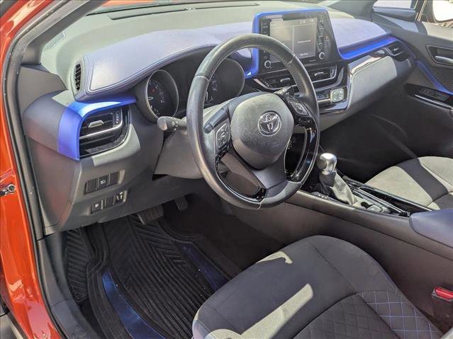 Used 2020 Toyota C-HR XLE image 9