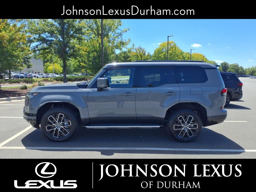 New 2025 Lexus GX 550 550 Premium+ w/ Accessory Package (2T) image 8