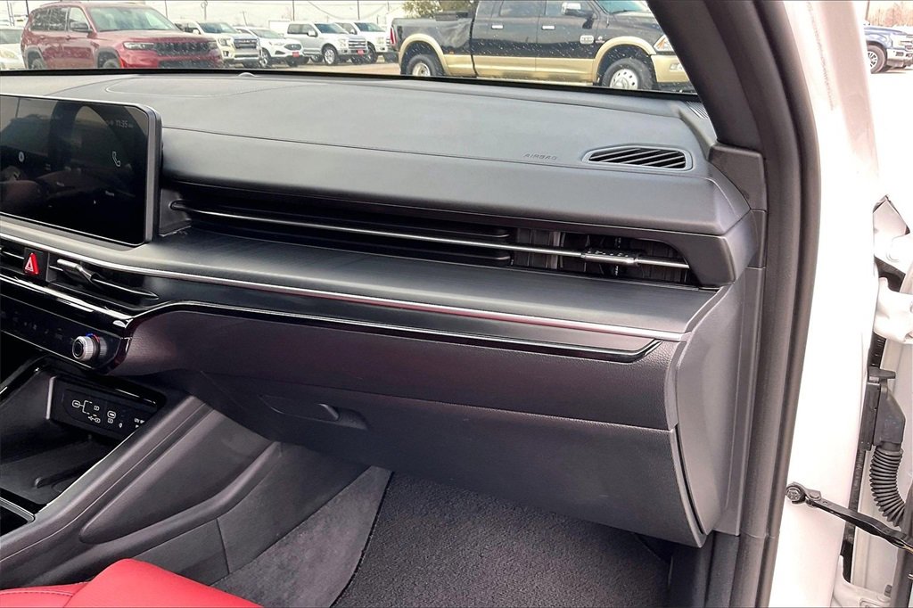 Used 2025 Kia K5 GT-Line w/ GT-Line Premium Package image 23