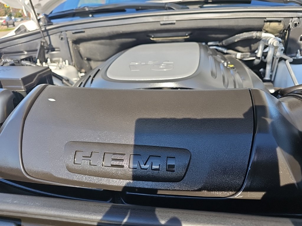 Used 2020 Dodge Durango R/T w/ Blacktop Package AWD/4WD image 46