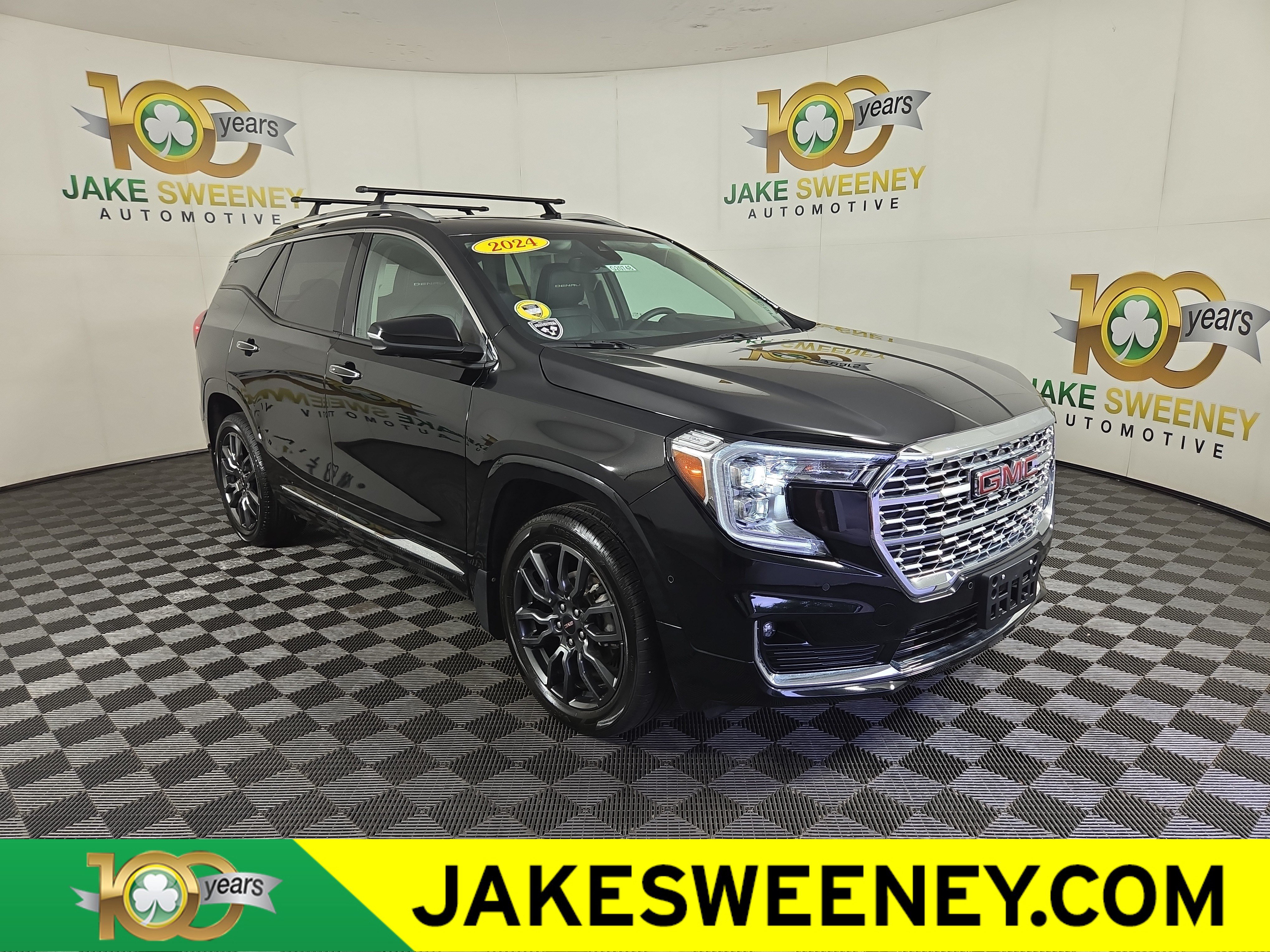 Used 2024 GMC Terrain Denali w/ Black Diamond Edition