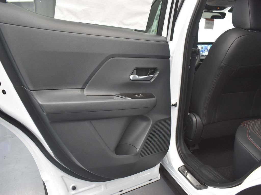New 2026 Nissan Kicks SR w/ Illumination Package image 16
