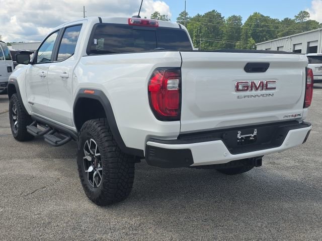 Used 2024 GMC Canyon AT4X image 3