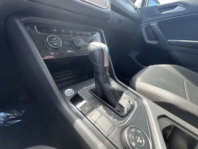 Certified 2021 Volkswagen Tiguan SE AWD/4WD image 19