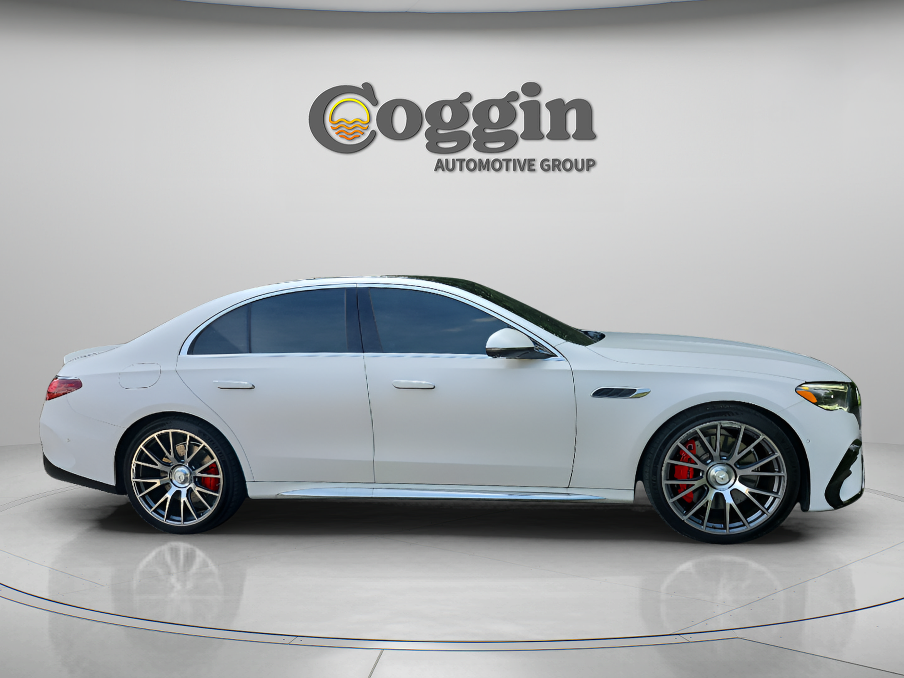 Used 2025 Mercedes-Benz E 53 AMG e 4MATIC Sedan image 6