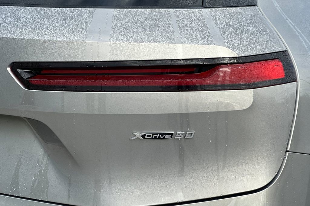 Used 2023 BMW iX xDrive50 w/ Premium Package image 34