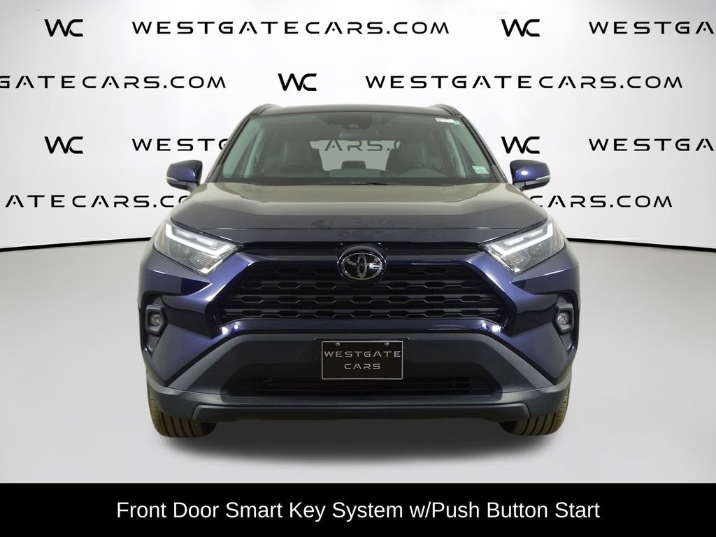 Used 2022 Toyota RAV4 XLE Premium image 4