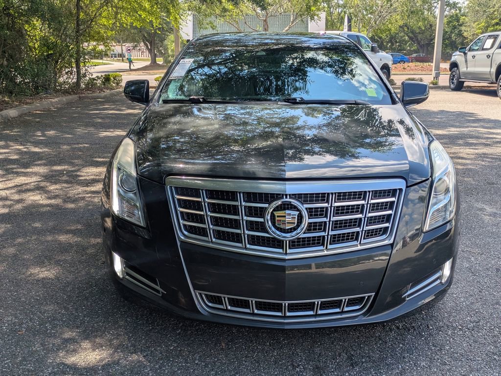 Used 2014 Cadillac XTS Luxury w/ Driver Awareness Package FWD image 9