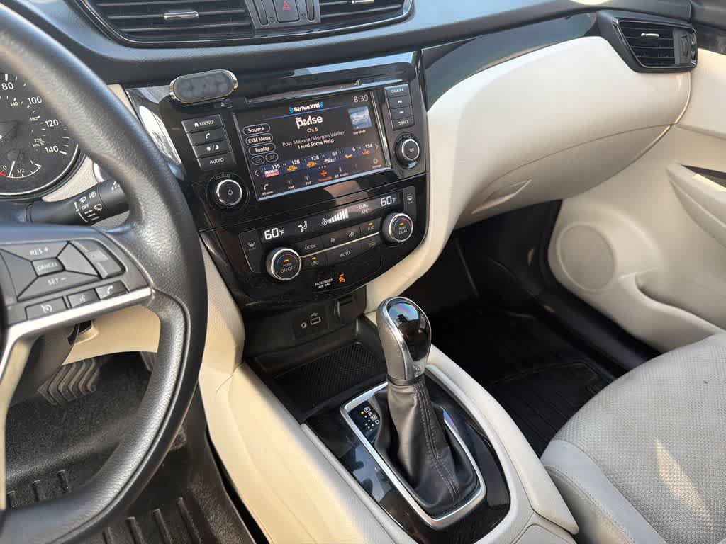 Used 2019 Nissan Rogue Sport SV AWD/4WD image 24