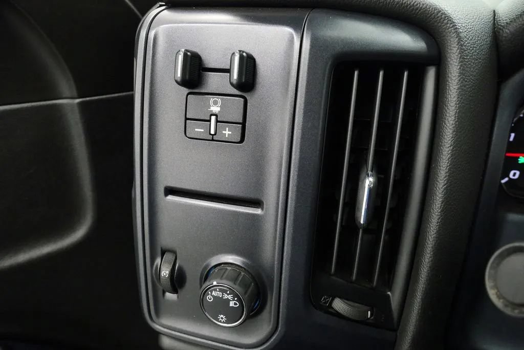 Used 2018 Chevrolet Silverado 3500 W/T w/ WT Fleet Convenience Package AWD/4WD image 25