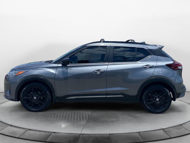 Used 2021 Nissan Kicks SR w/ Interior Electronics Package FWD image 2