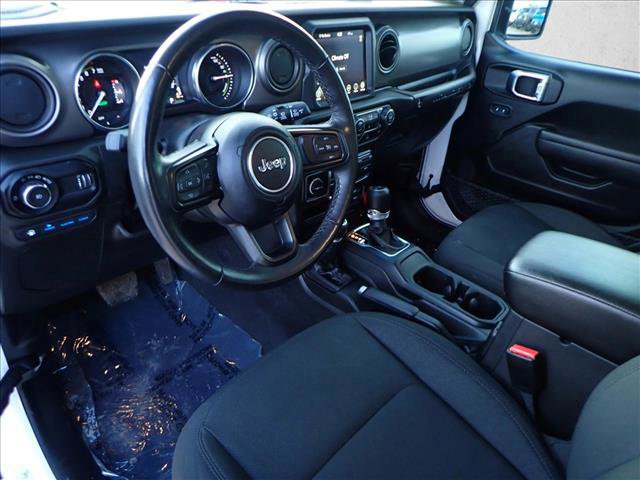 Used 2023 Jeep Wrangler Unlimited w/ Cold Weather Group image 9