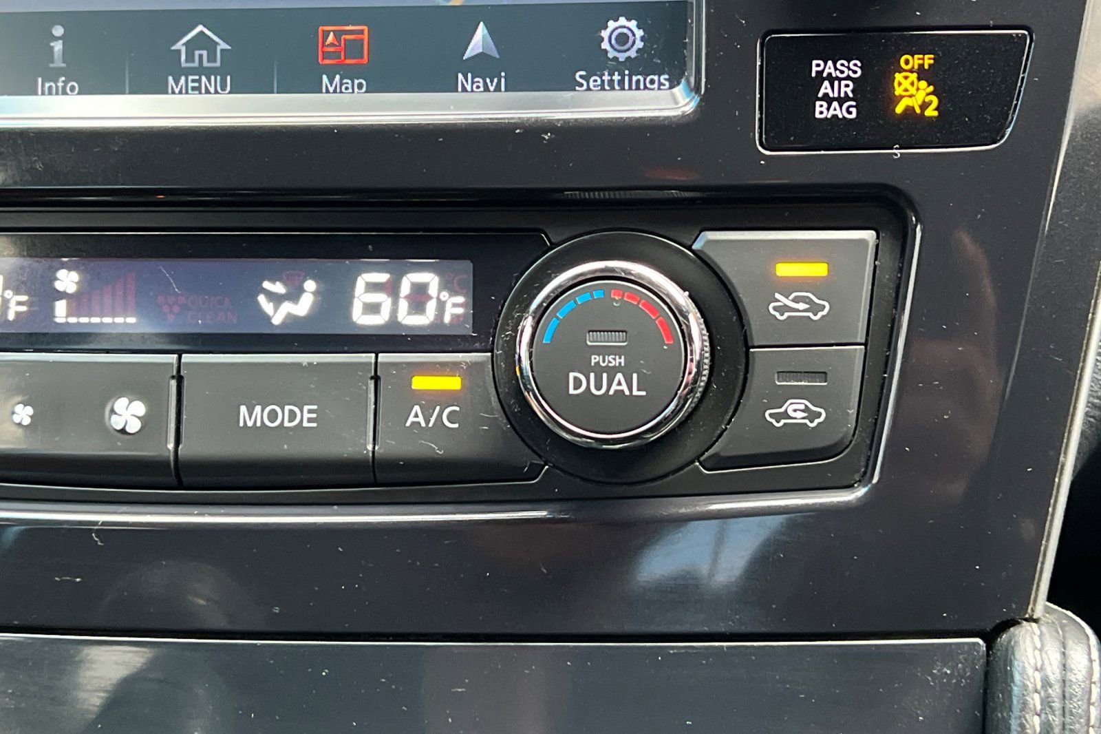 Used 2018 Nissan Maxima 3.5 SV image 28
