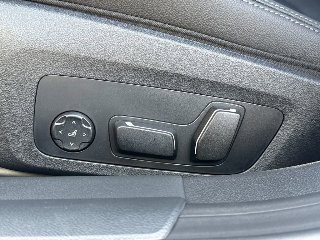 New 2026 BMW i4 xDrive40 RWD image 23