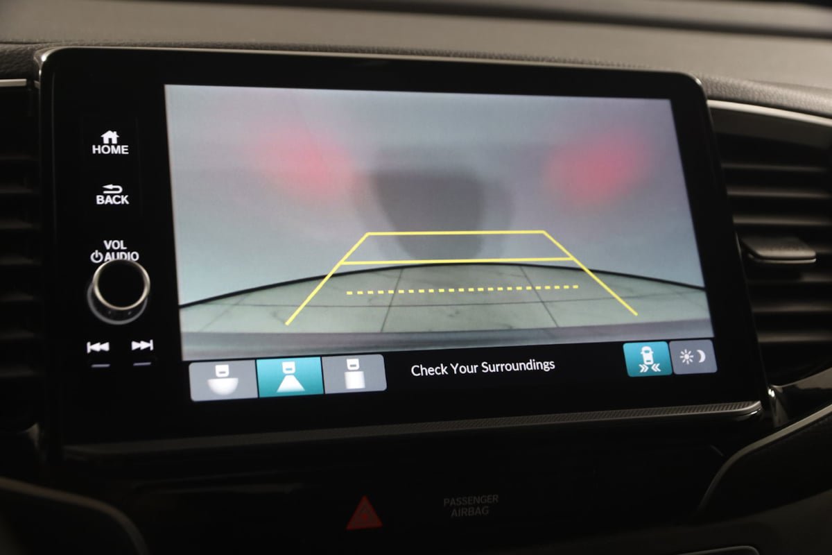 Used 2025 Honda Ridgeline Sport image 9
