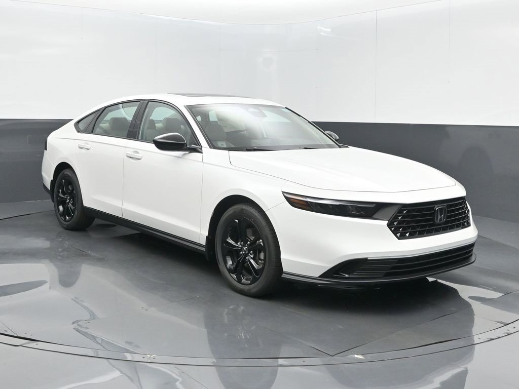 New 2025 Honda Accord SE image 1