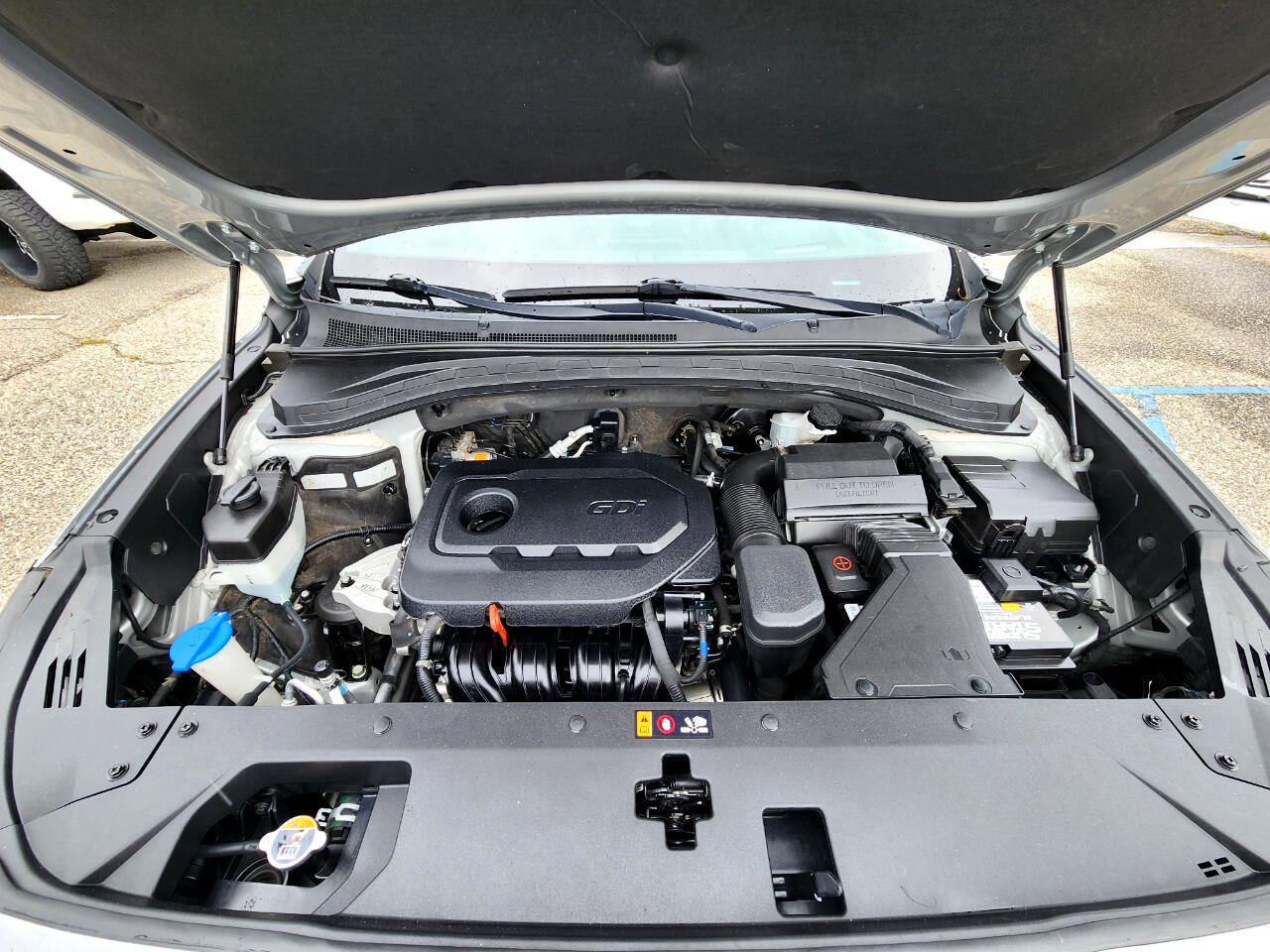 Used 2020 Hyundai Santa Fe Limited image 32