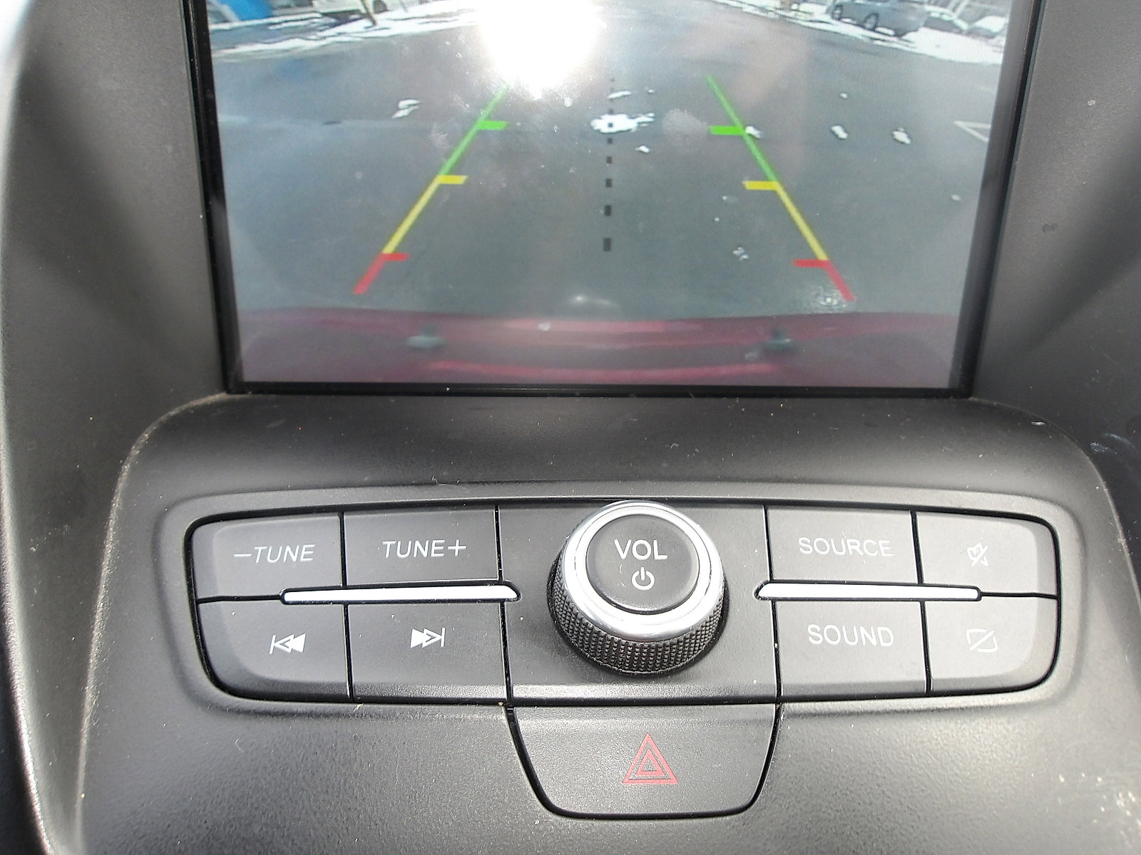 Used 2019 Ford Escape SE image 23