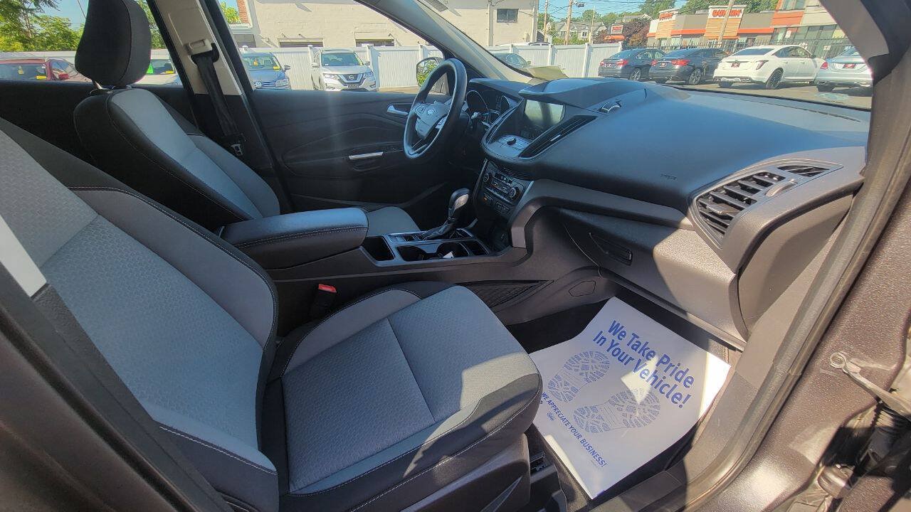 Used 2019 Ford Escape SE AWD/4WD image 17
