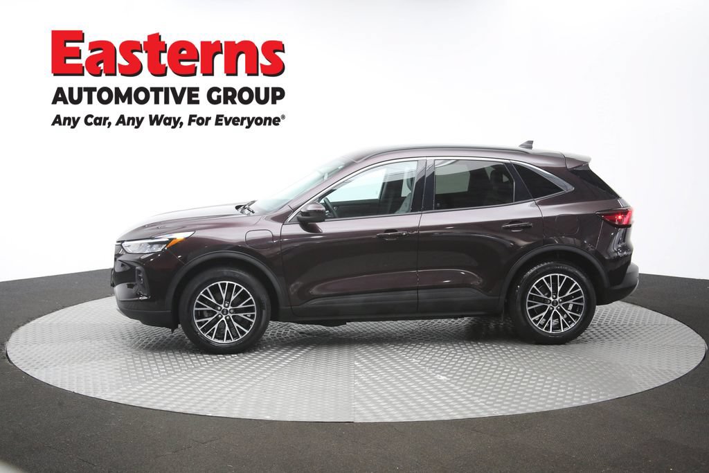 Used 2023 Ford Escape SE FWD image 60