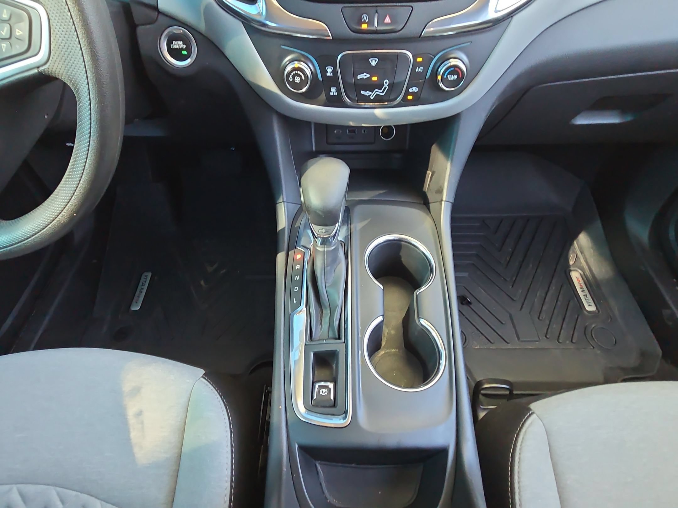 Used 2023 Chevrolet Equinox LS w/ LS Convenience Package FWD image 19