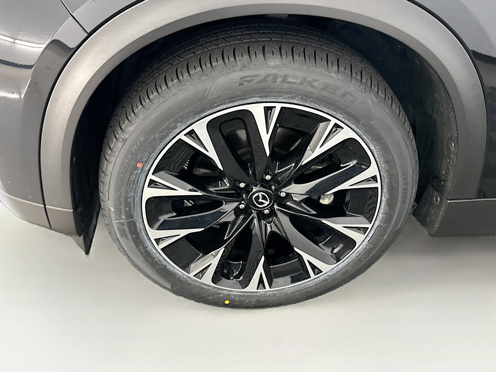 Used 2024 MAZDA CX-90 Plug-In Hybrid w/ Premium Pkg image 11