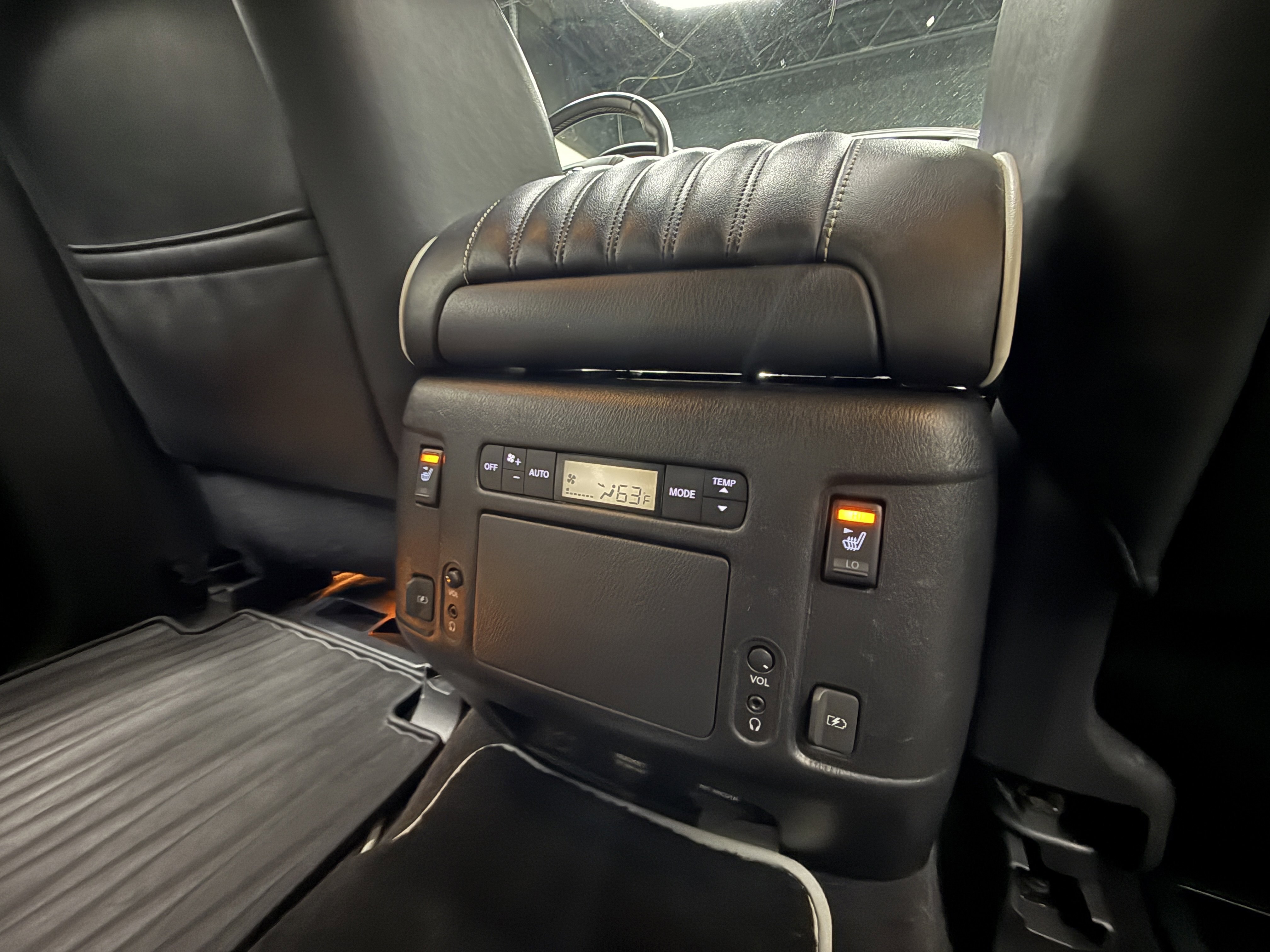 Used 2019 INFINITI QX80 Limited image 29