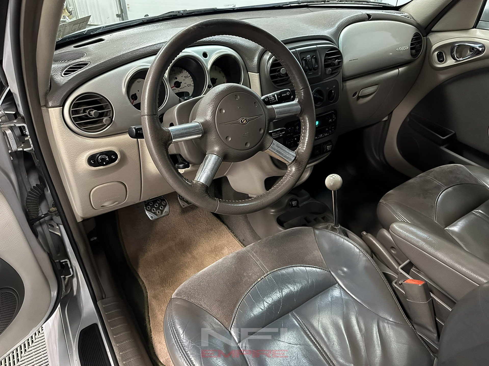 Used 2001 Chrysler PT Cruiser FWD image 21