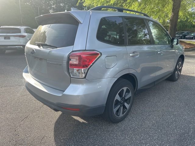 Used 2018 Subaru Forester 2.5i Premium w/ All-Weather Package image 5