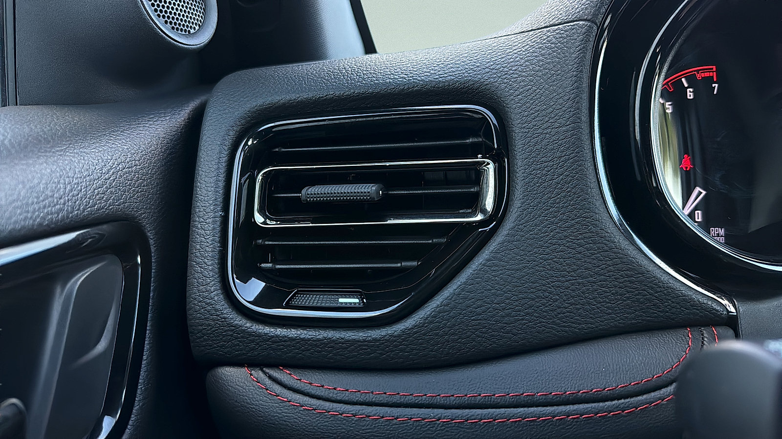 Used 2025 Dodge Durango GT AWD/4WD image 20