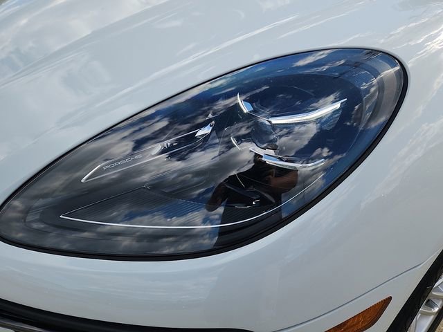 New 2026 Porsche Macan image 8