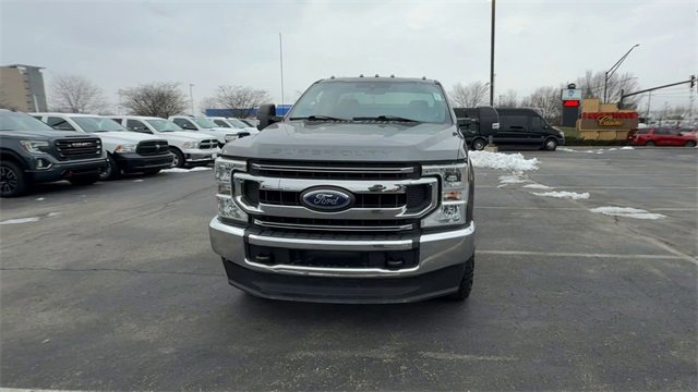 Used 2020 Ford F350 XLT image 3