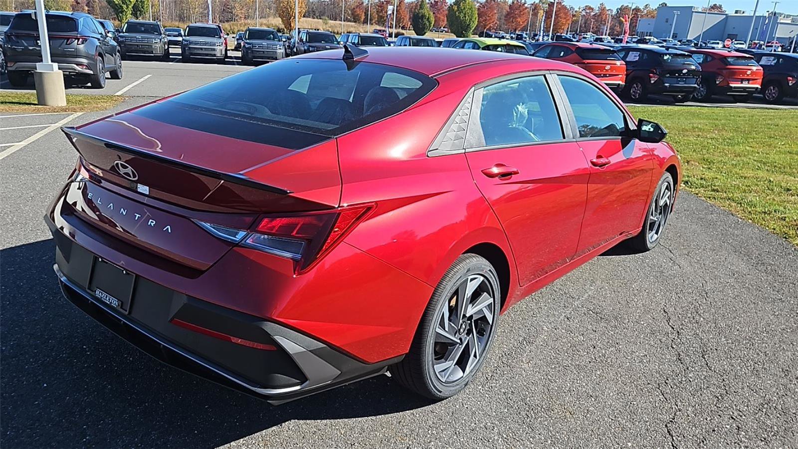 New 2025 Hyundai Elantra Sport w/ Cargo Package image 7