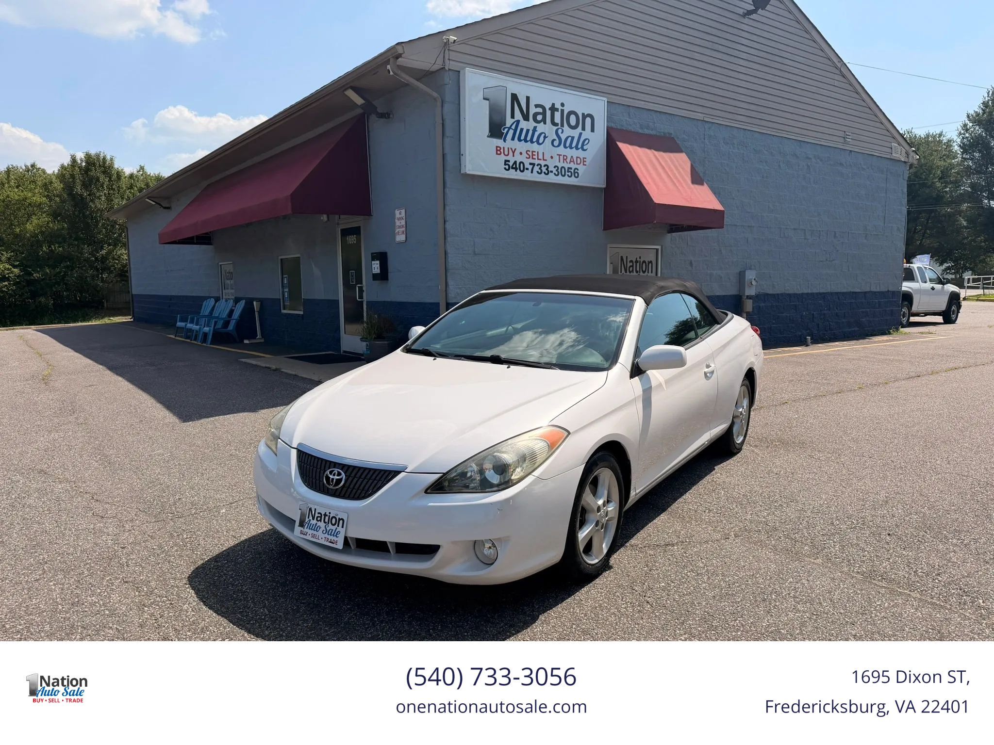 Used 2004 Toyota Solara SLE w/ Preferred Accessory Pkg FWD image 1