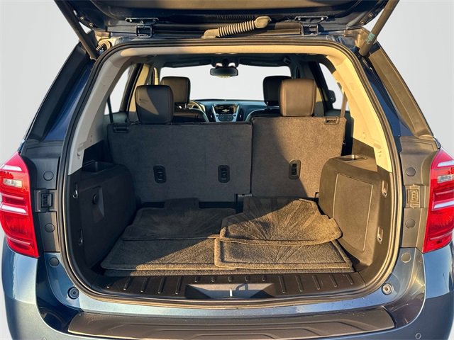Used 2017 Chevrolet Equinox Premier w/ Enhanced Convenience Package image 18