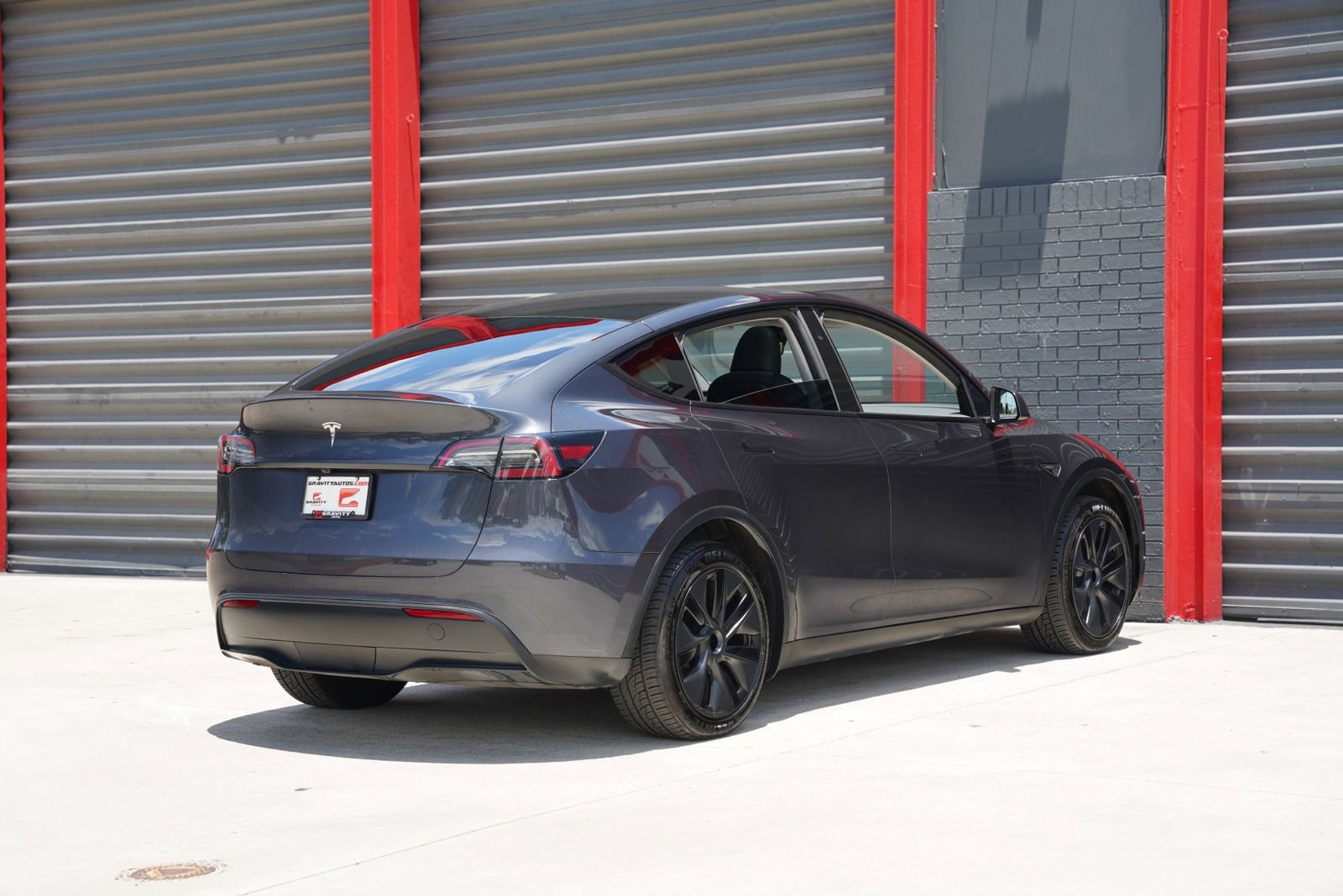 Used 2024 Tesla Model Y Long Range RWD image 11