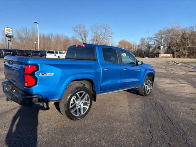 Used 2023 Chevrolet Colorado Z71 w/ Z71 Convenience Package 2 image 3