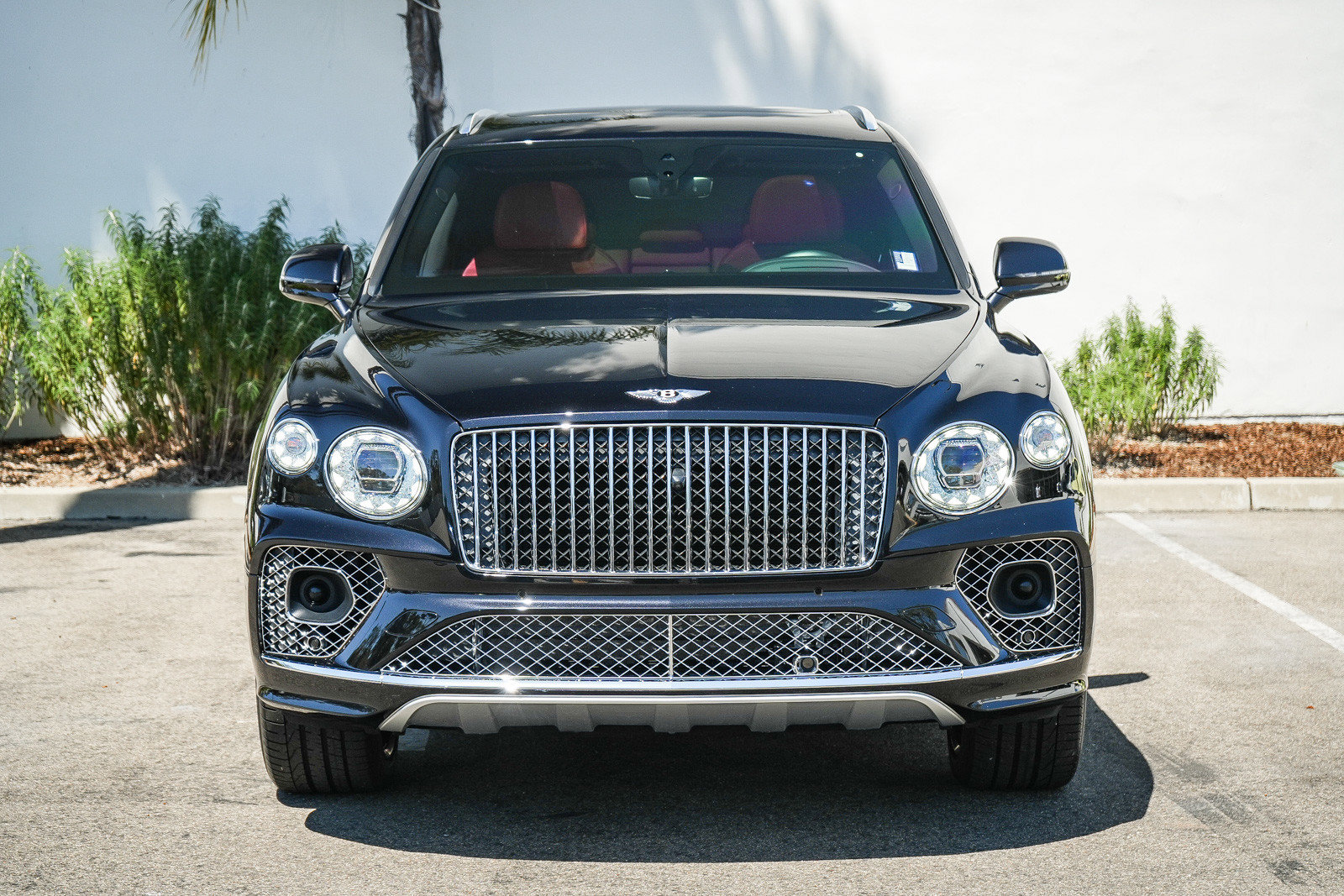 Used 2023 Bentley Bentayga Extended Wheelbase AWD/4WD image 9