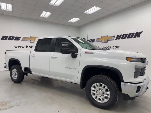 New 2026 Chevrolet Silverado 2500 LT w/ True North Edition AWD/4WD image 3