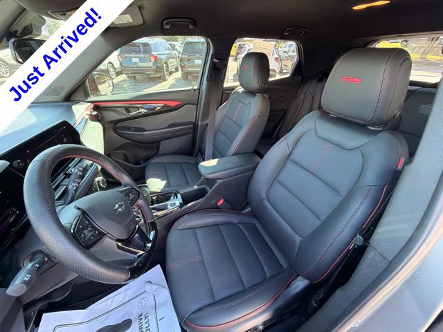 Used 2025 Chevrolet TrailBlazer RS w/ Driver Confidence Package FWD image 41