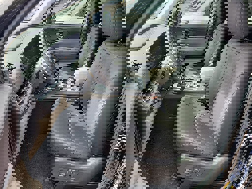 New 2026 Kia Carnival EX FWD image 22