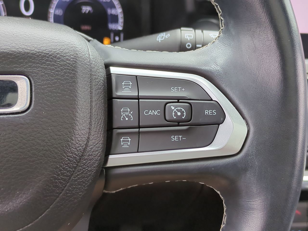 Used 2022 Jeep Compass High Altitude AWD/4WD image 27