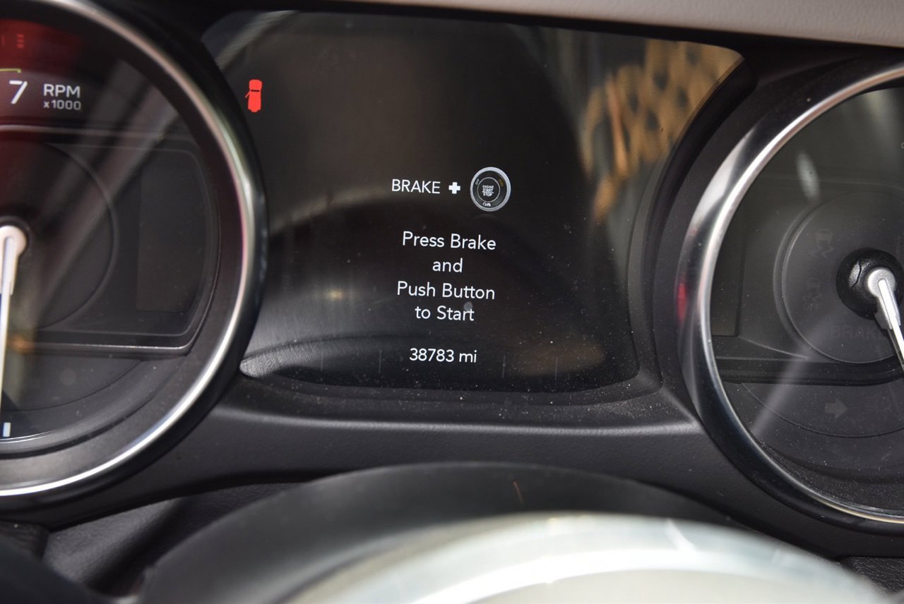Used 2021 Jeep Wrangler Unlimited Sahara AWD/4WD image 7