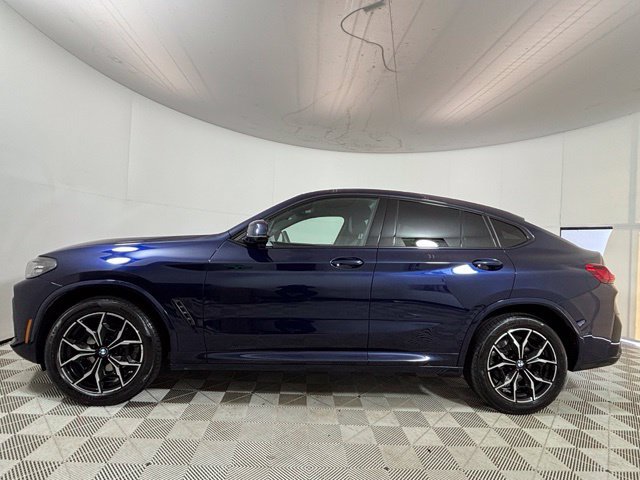 Certified 2024 BMW X4 xDrive30i w/ Premium Package AWD/4WD image 4
