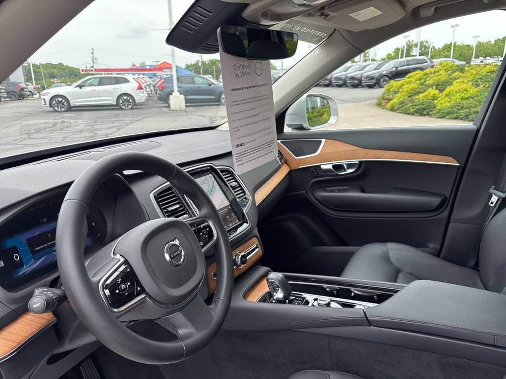 Certified 2023 Volvo XC90 B5 Plus w/ Protection Package Premier AWD/4WD image 16