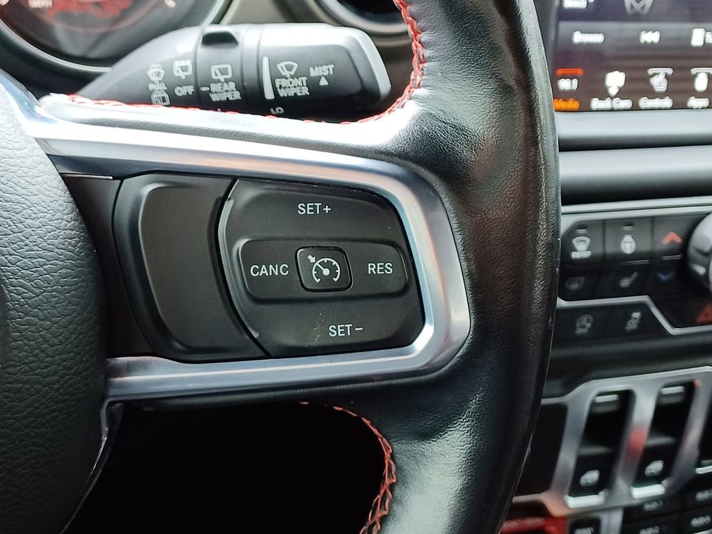 Used 2019 Jeep Wrangler Rubicon w/ Uconnect 4C Nav & Sound Group AWD/4WD image 18