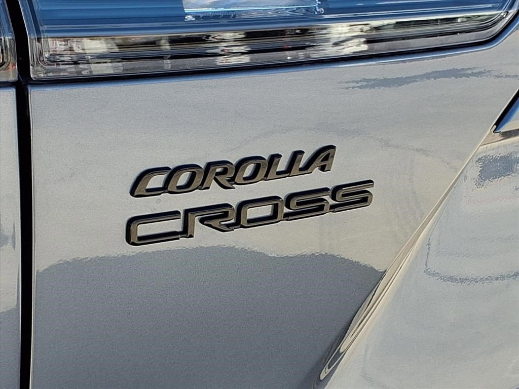 New 2026 Toyota Corolla Cross SE AWD/4WD image 8