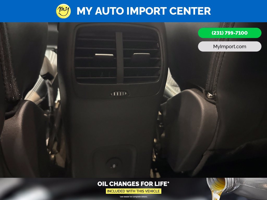 Used 2025 Ford Escape SE FWD image 25