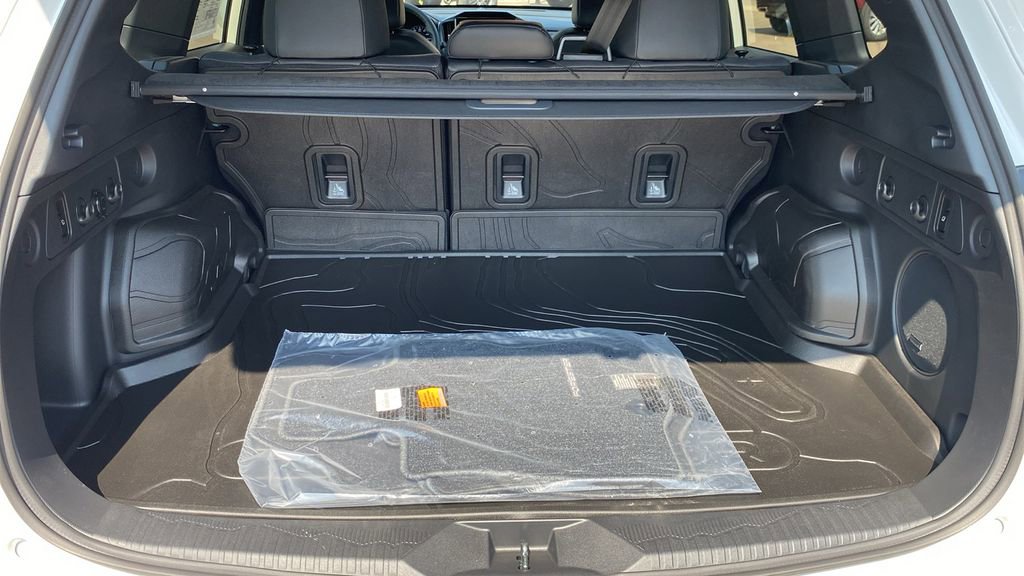 Used 2025 Subaru Forester Limited image 11