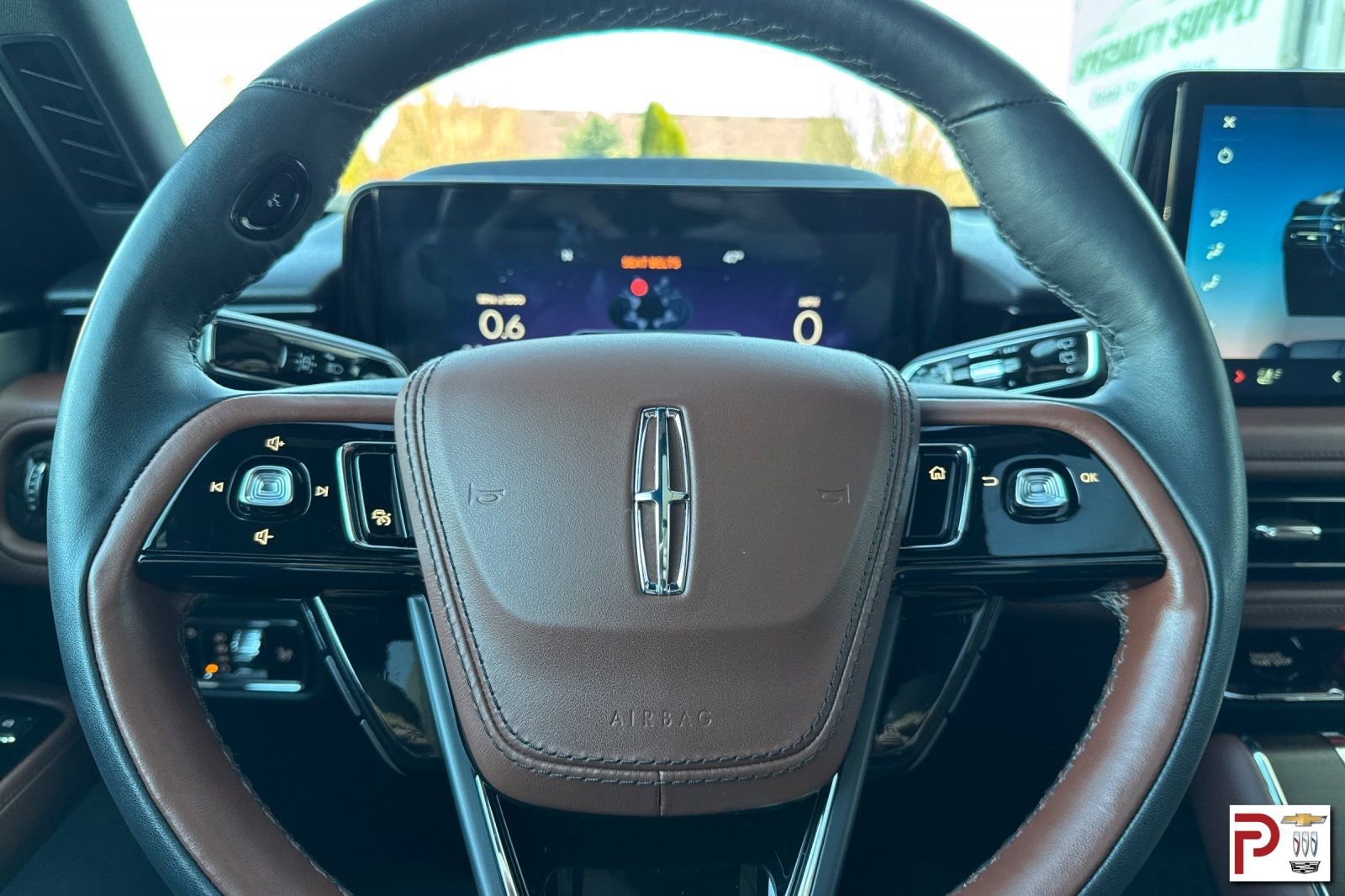 Used 2025 Lincoln Aviator Reserve w/ Luxury Package AWD/4WD image 29